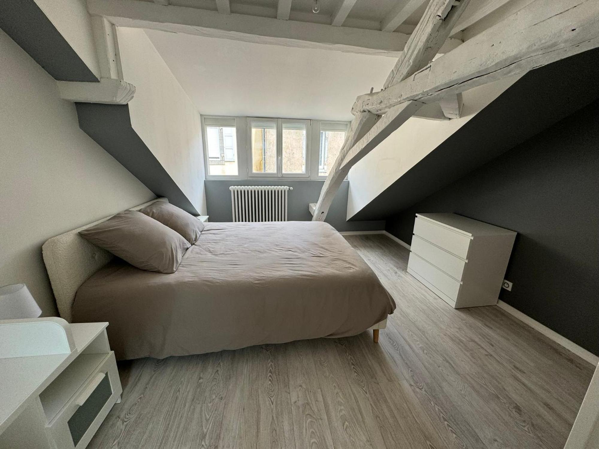 Appartement En Centre-Ville - Local Velos Disponible Mayenne Luaran gambar